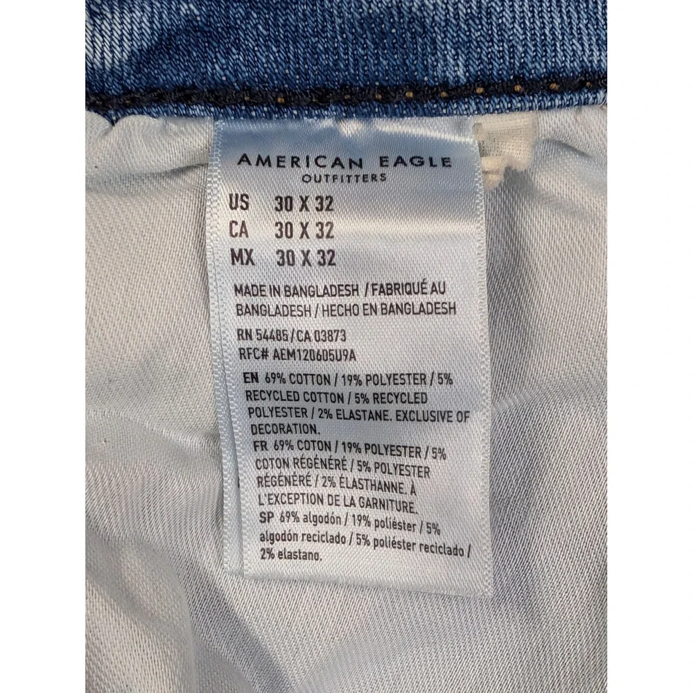 American Eagle Mens Slim Straight Jeans 30 x 32 Airflex+ Light Wash Blue